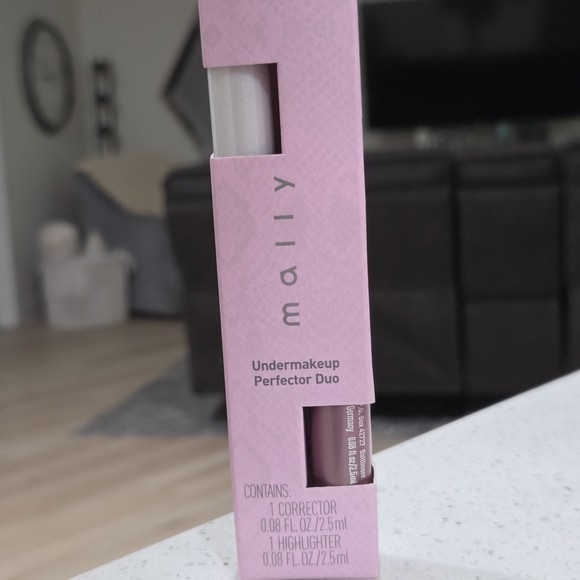 Mally Beauty Other - Mally Beauty Pink Undermakeup Perfector Duo